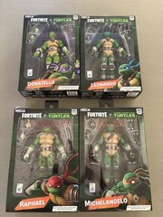 NECA TMNT FORTNITE COMPLETE SET OF 4 Raphael, Michelangelo, Leonardo, Donatello