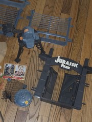 Kenner 1993 Jurassic Park Command Compound Vtg Play Set Mixed Set & 5 Dinos Read