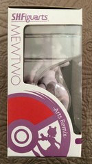 Bandai S.H.Figuarts MEWTWO Arts Remix Pokemon Action Figure from Japan
