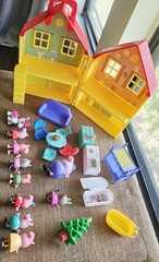 Peppa Pig 24pc Dollhouse Playset W/ Figures, Furniture, Christmas Tree, Unicorn