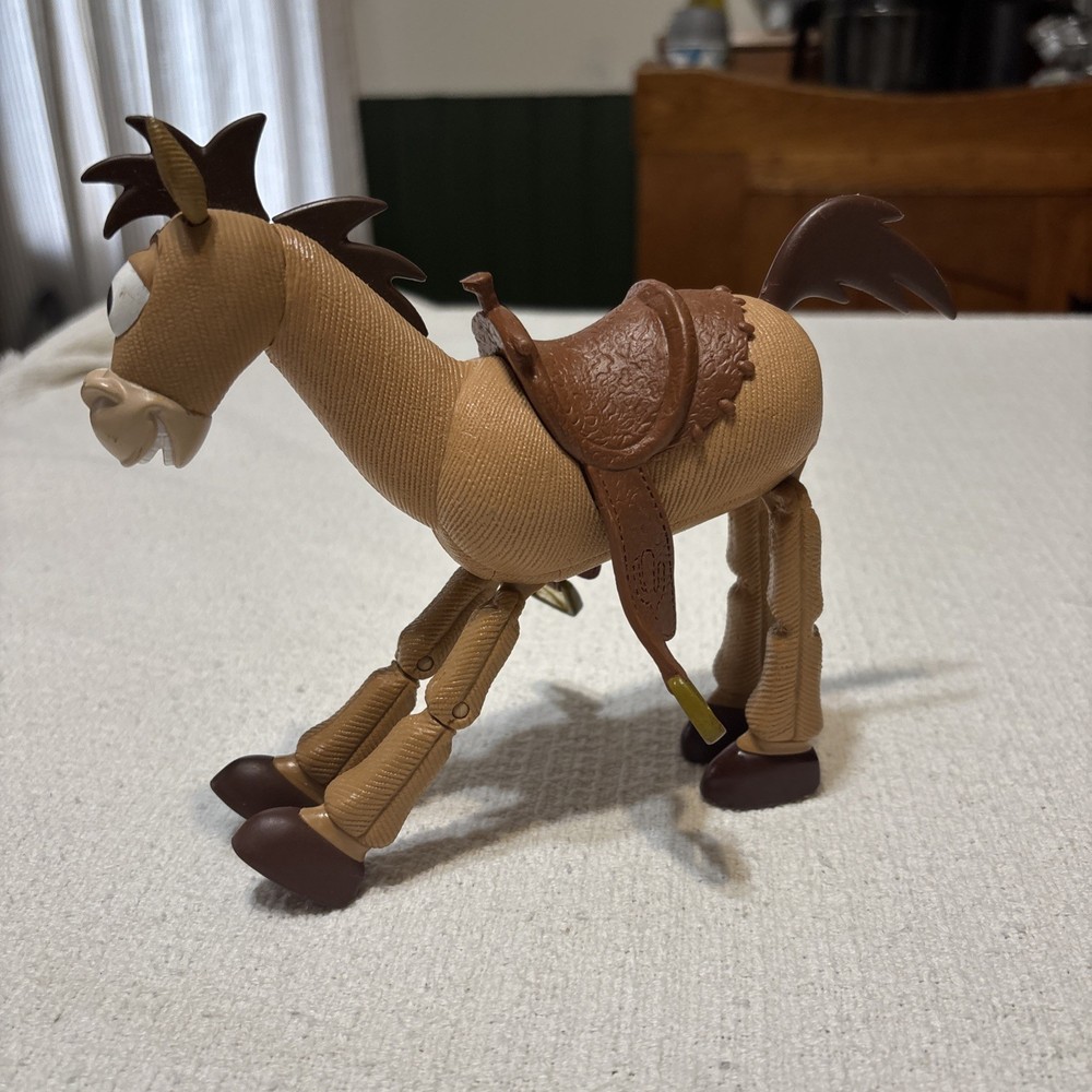 Vintage Disney 1996 Toy Story Bullseye Horse movable legs 6.5 in Action Figure