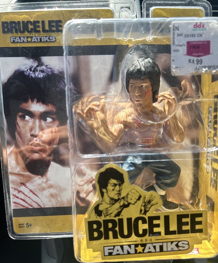 Bruce Lee Round 5 Fan-Atiks Series Bruce Lee: Enter the Dragon Action Figure New