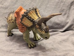 Primal Clash Dino Commander Beast Taming Squad Triceratops Lanard Corps W/saddle