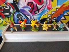 Officially licensed Pokemon figurine lot of 6 😎cool Lot