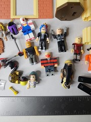 Roblox Toys Action Mini Figures Lot Of Figures and Accessories