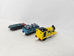 Thomas & Friends Trackmaster Yellow Rheneas Hit Toy Train Tank Engine VGUC