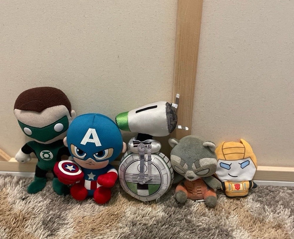 Marvel plush bundle varies sizes