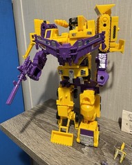 Transformers G2 Devastator 100% Complete with instructions! Unbroken! Nice