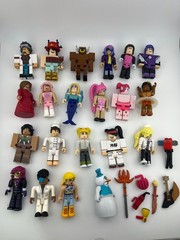 Roblox Mini Figure Lot 20+ Characters Accessories Toys Collectibles Mixed Set