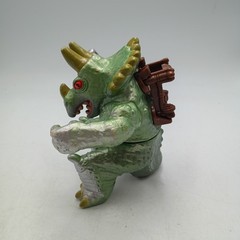 Stone Hurling Beast Triceratops Trendmasters Extreme Dinosaurs KO Vintage