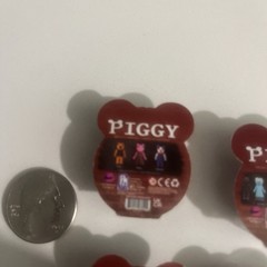 Zuru Roblox Piggy & Minitoon Figures Lot of 4 Sealed Collectibles