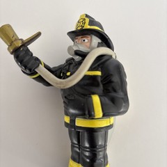 Vtg OddzON 5″ Fireman Action Figure Fire Fighter Wearing Black Yellow