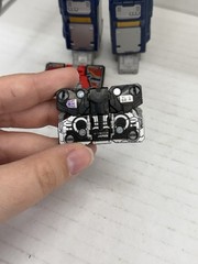 Transformers War for Cybertron Trilogy Netflix SoundWave Loose