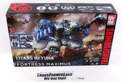 Transformers Generations Titans Return Titan Fortress Maximus w/box