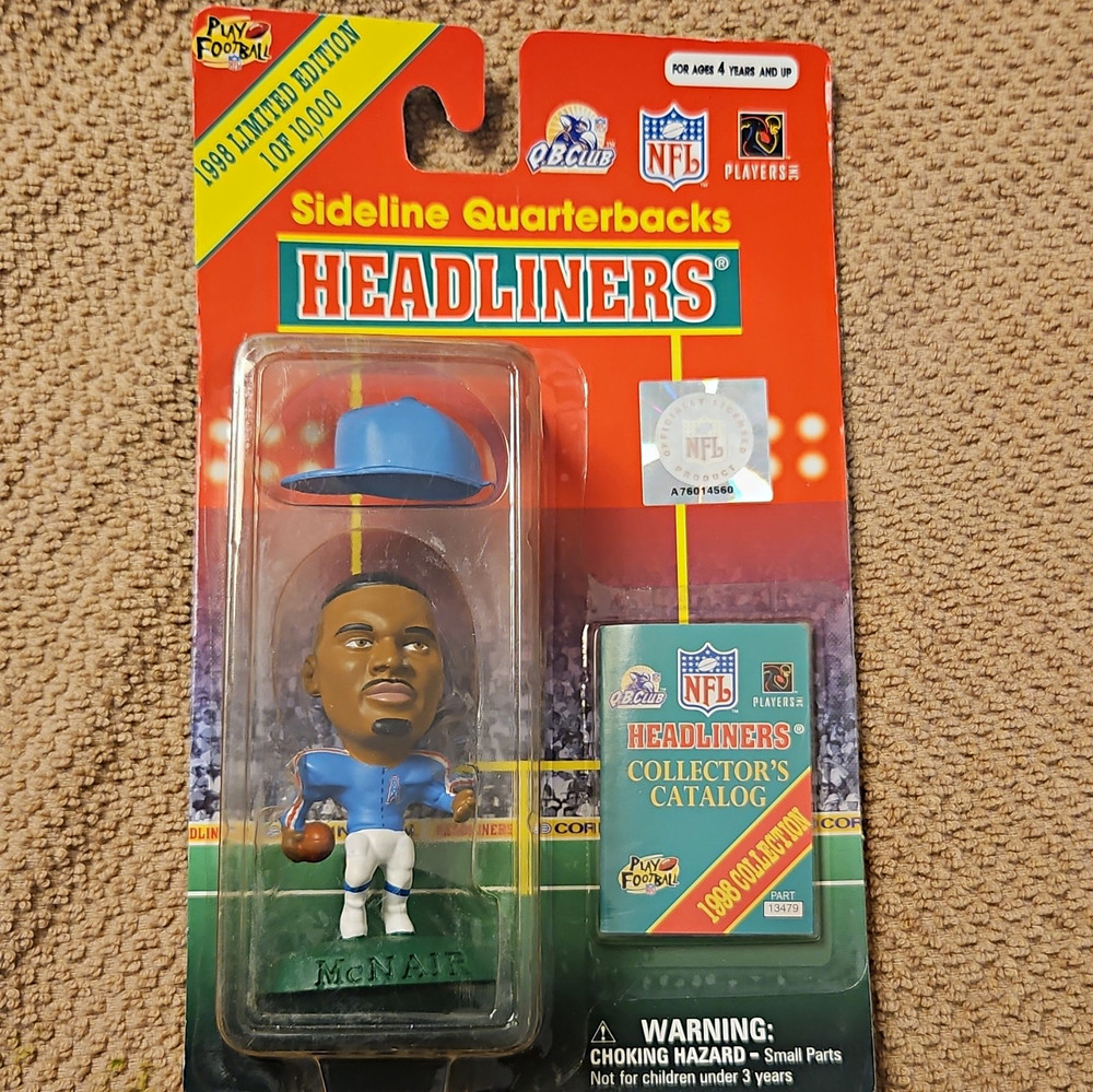 Corinthian Headliners Steve McNair NFL Figure 1998 w/ Hat Catalog