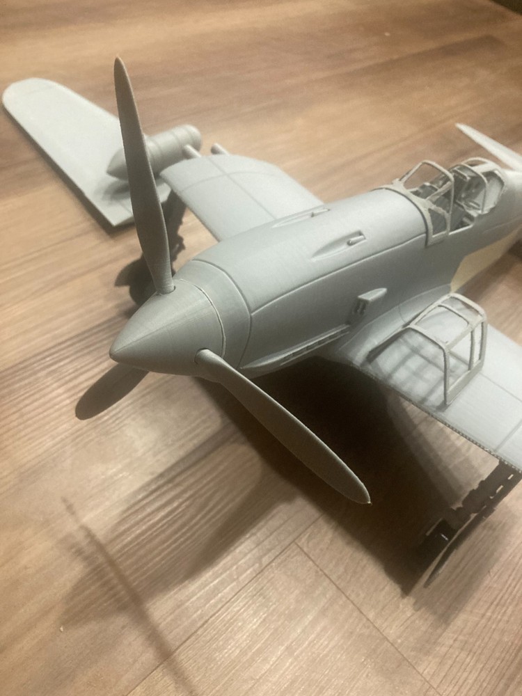 1:18 scale Kawasaki Ki-61 “Tony” Model Kit-Disassembled and Unpainted