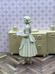1:24 1950 Housewife Hostess Homemaker Figure Inspired by Marx