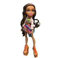 Bratz Raya Mexico Style Short Skirt Figure Model with Clothes
