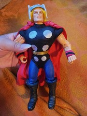 Marvel Thor Action Figure w/ Red Cloth Cape, Winged Helmet, Black Blue Outfit