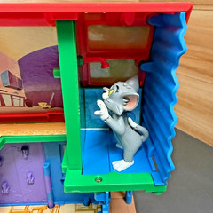 Tom & Jerry Tricky Trap House Vintage VERY RARE Toy Playset Playhouse