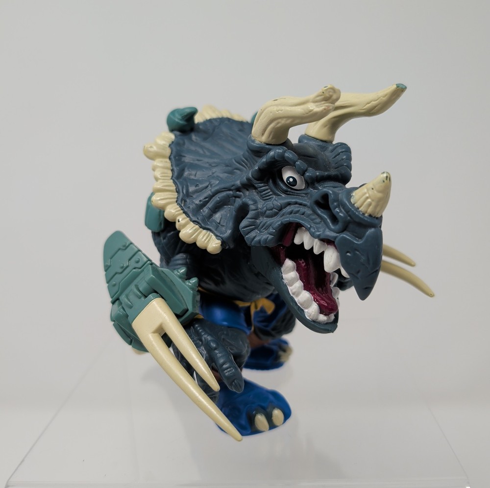 Extreme Dinosaurs Spike Martial Arts Master 1996 Mattel COMPLETE Vintage