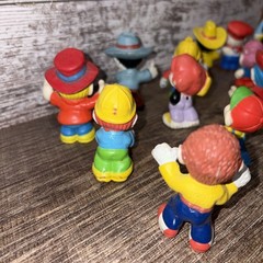 Vintage 1981 Mego Corp Clown Around PVC Figures 2″ Bundle Lot Of 25 w/ 10 Cards
