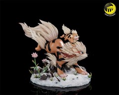 Moon Shadow Japanese Anime Arcanine Growlithe Resin Painted Model collection