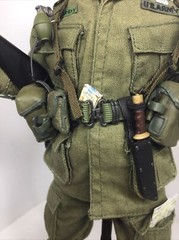 1/6 DRAGON JOHN WAYNE COL. MIKE KIRBY GREEN BERETS VIETNAM MOVIE M-16 COLT 1911