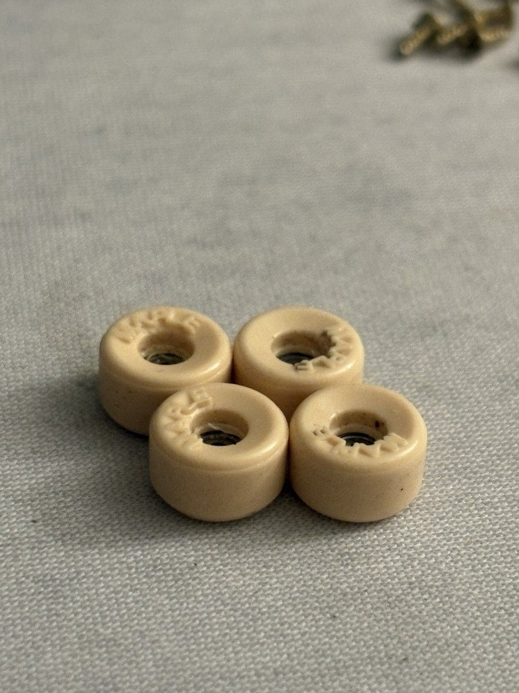 Maple Bowls Fingerboard Wheels Tan