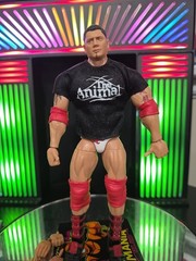 WWE Ultimate Edition Batista Target Exclusive Wrestling Figure: NO TITLE