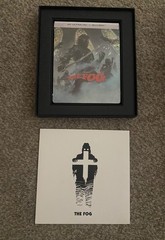 The Fog [Collector’s Edition]+ Steelbook+ NECA Figure + 7” Vinyl,2 posters, pins