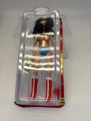 DC Comics Wonder Woman Mego 8-Inch Action Figure LOOSE NEW COMPLETE
