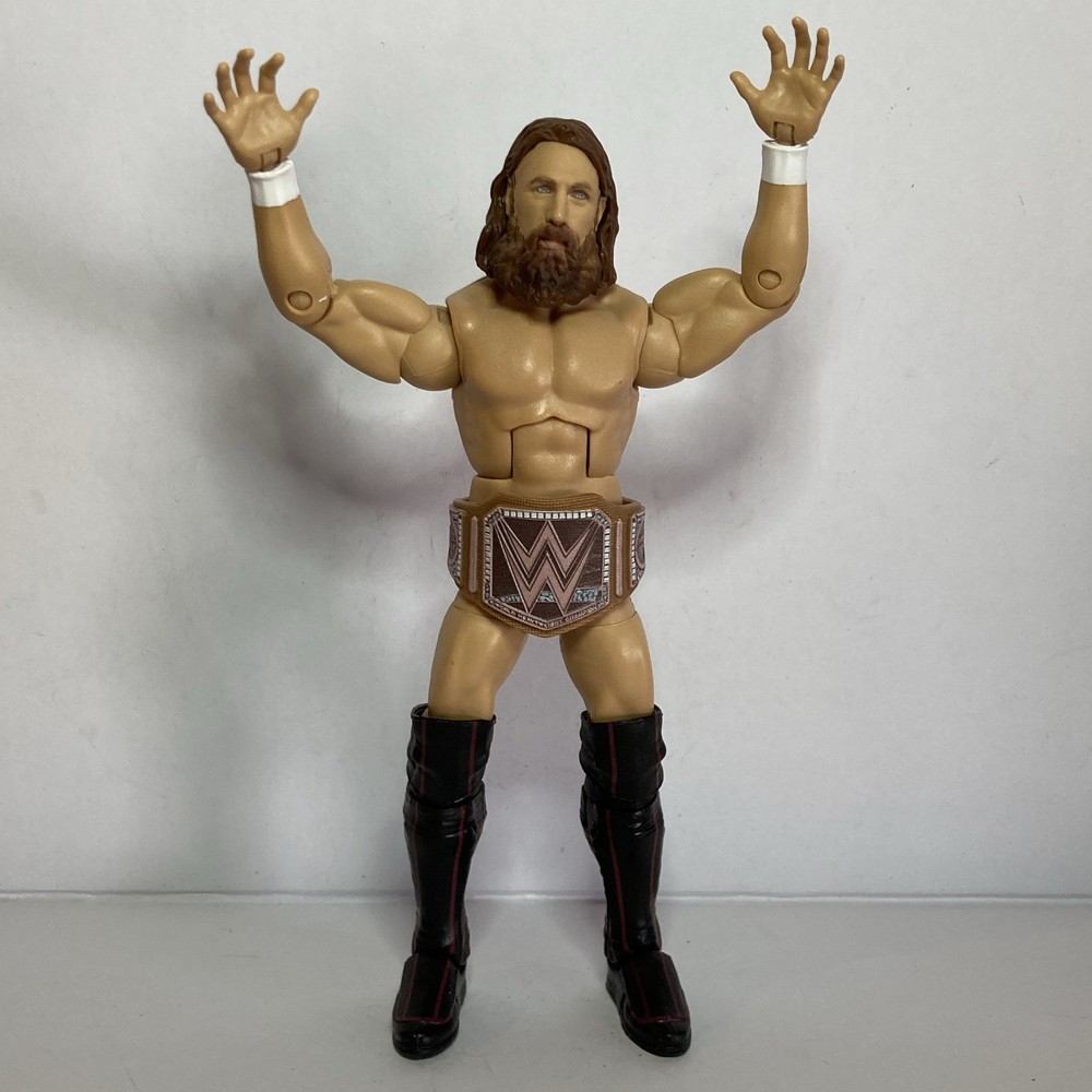WWE Elite Series 73 Daniel Bryan w/title LOOSE