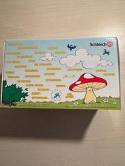 Smurfs 2000 – 2009 Edition by Schieich *** NIB *** some damage to box *** soccer