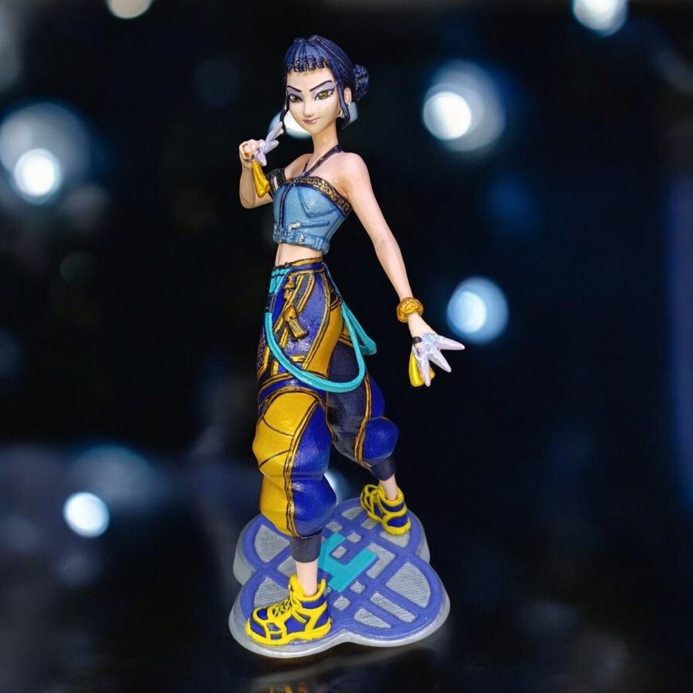 Fanart figure Zoey airbrush painted 9.8 inch Adult 17+