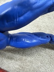 Marvel Legends Icons Spider-Man Upside-Down Action Figure ToyBiz