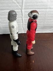 VINTAGE KENNER STAR WARS 1983 ROTJ AT-ST DRIVER AND B-WING PILOT FIGURE LOT