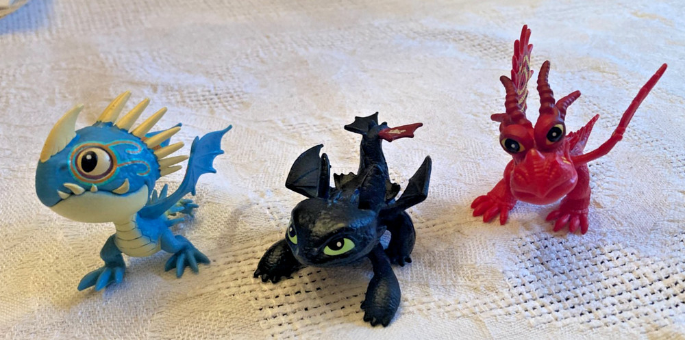 How To Train Your Dragon Defenders Of Berk Figures Lot of 3 – GREAT CONDITION