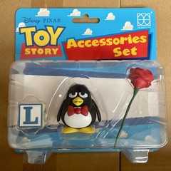 Herocross #003 Toy Story Wheezy Accessories Set