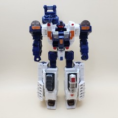 TRANSFORMERS Cybertron (Vintage 2005) Defense RED ALERT 9″ Ultra + KEY/ACCESSORY