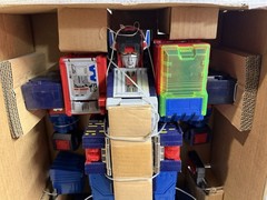 TRANSFORMERS C-027 BRAVE MAXIMUS TAKARA *NEW OPEN BOX*