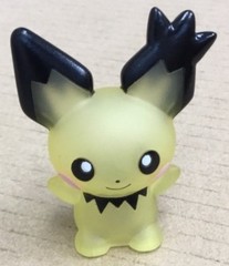 2009 Pokemon Finger Puppet Clear Spiky-Eared Female Pichu Bandai