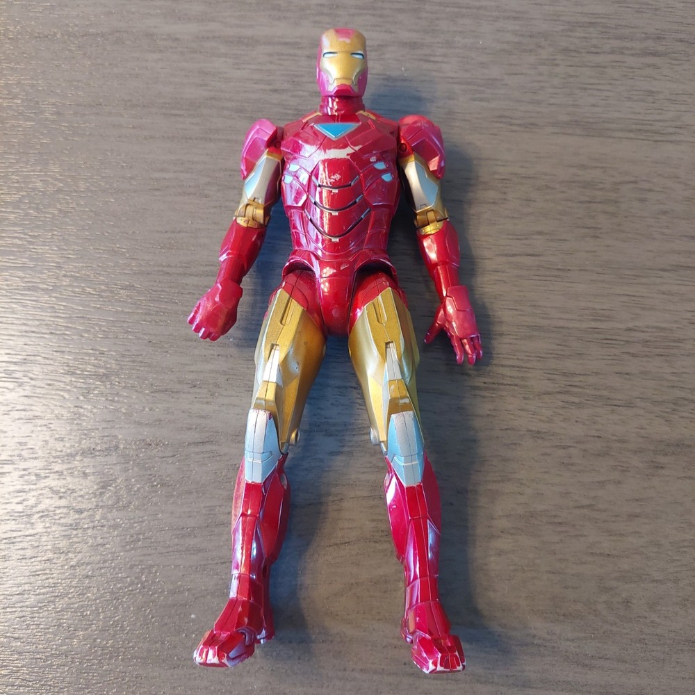 Hasbro 2010 Marvel Iron Man Action Figure Approximately 10” Lights Up And Talks