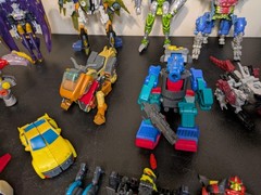 Transformers Toy Figure Lot of 16 Mixed 90s 2000s Y2K Hasbro Robots in Disguise