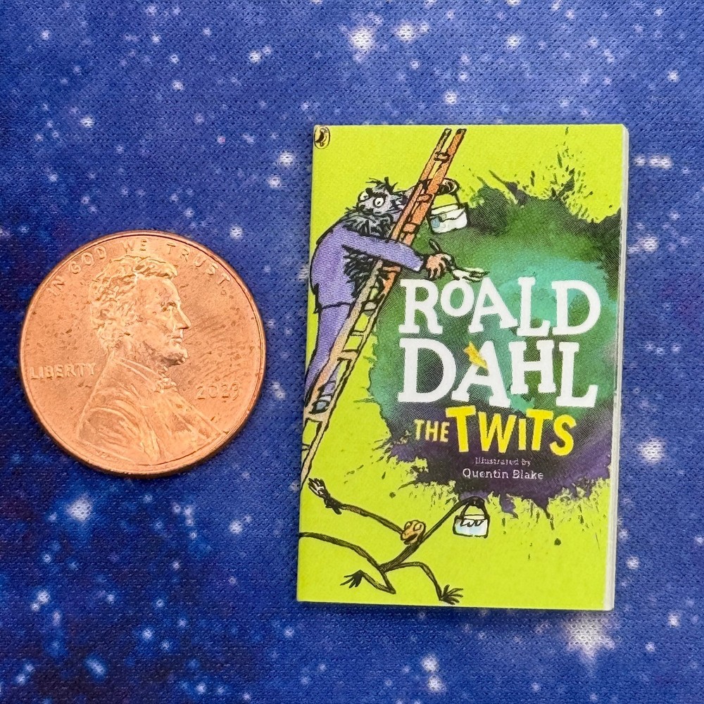 Mini Brands Book Series 1 – Roald Dahl: The Twits – Common