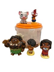 Disney Moana 2 Bath Toy Bucket with 5 Figures For Ages 6M+