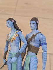 McFarlane Toys Avatar Neytiri and Jake Sully Figures Set of 2 World Of Pandora