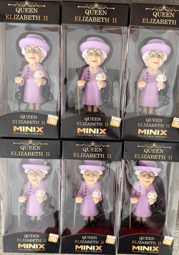Minix Collectible Figure Queen Elizabeth II (Case Of 6 Factory Sealed)