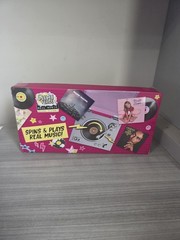 MGA’s Miniverse Real Music Playable Record Player NEW SHIPS TODAY