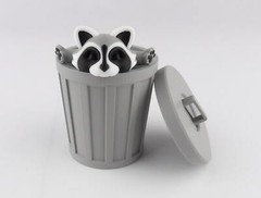 Colorful Articulated Racoon Desk Buddy – 3D Printed Fidget Toy for Stress Relief